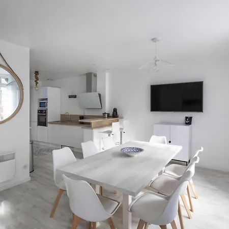 Holiday home Centre, L'escale, Maison 8 Personnes Cancale
